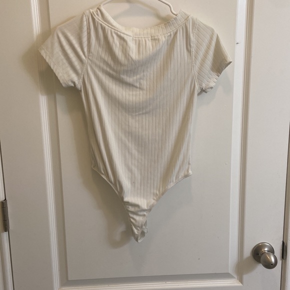 SizeS - Picture 4 of 4